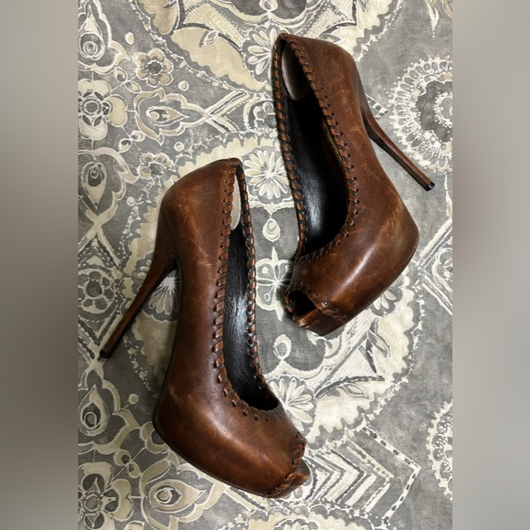 Gucci Sofia Stiletto - Picture 3 of 12